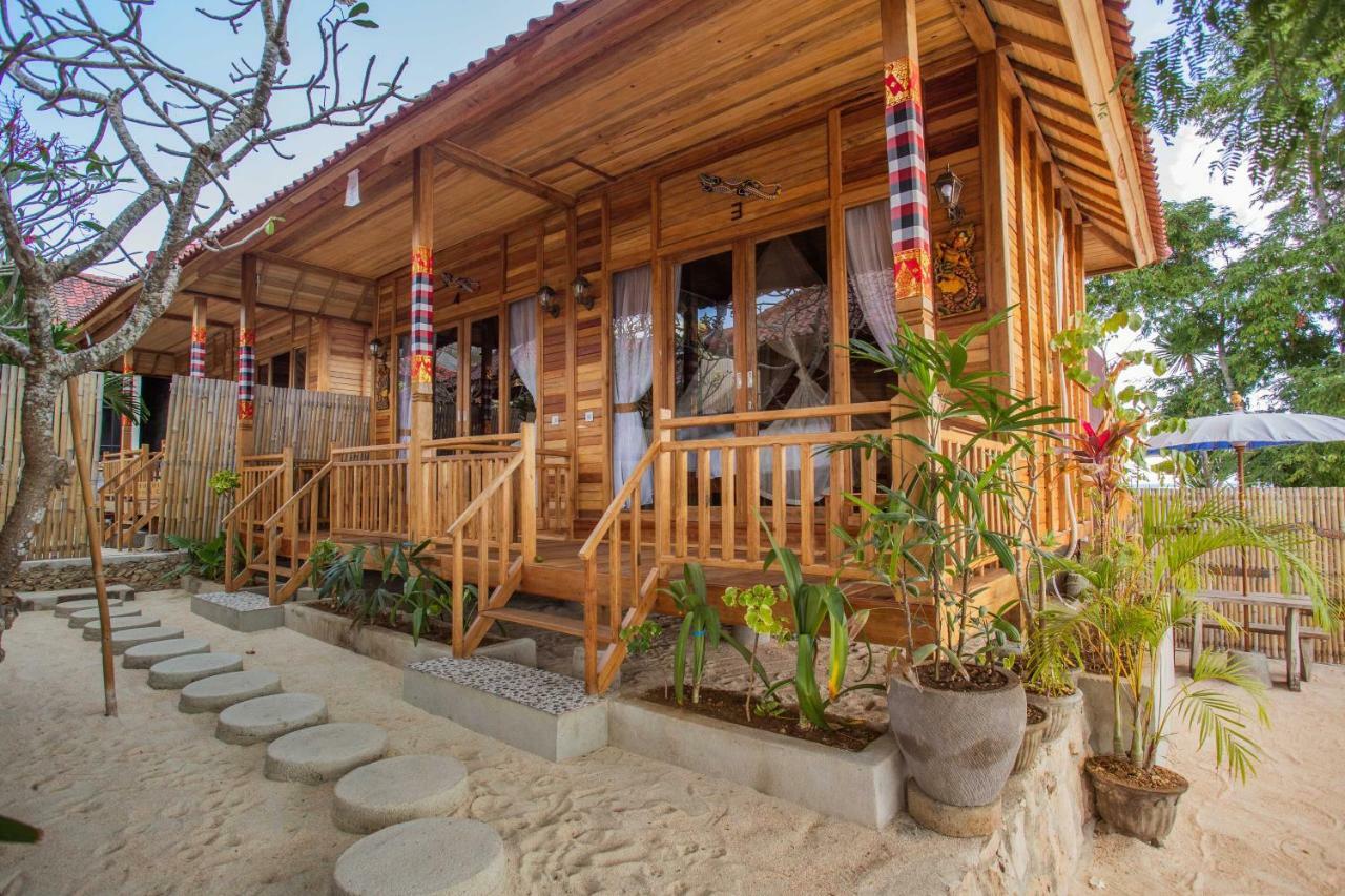 Wooden Beach Sunset Cottages Lembongan Exterior foto